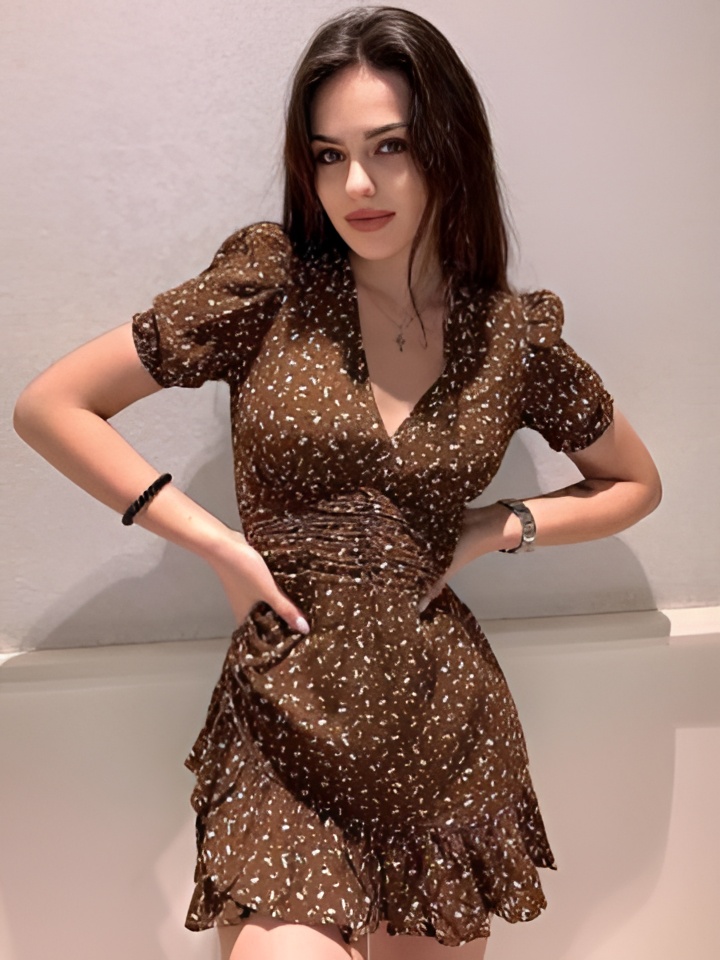 Устинья привлекательная девушка из Новороссийска цена от 10000 руб